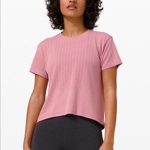 Lululemon Train to Be short sleeve